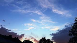 Breathtaking Sunset Sky | Dramatic Clouds & Golden Hour Colors