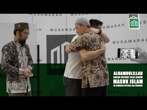 bersyahadatnya-kakak-ustadz-felix-siauw-kajian-part-1