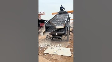 Double layer sand/stone vibrating screen #Sand/stone screening machine #vibratingscreen #vibrating
