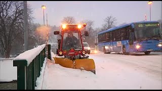 Regeringskritik mot snöröjningen - Nyheterna (TV4)