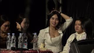 ANGGUN CANTIKA BAGI2 REZEKI SAMA YOUTUBERZ #angguncantika #dangdut