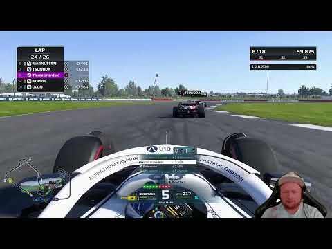 Triple Overtake at Silverstone