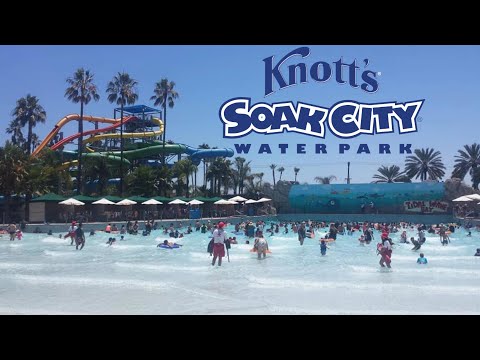 Video: Knott's Soak City, Orange County lemmikveepark