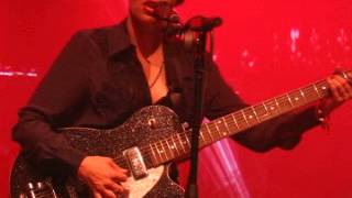 Anna Calvi - &quot;Bleed Into Me&quot; live in Milano 19/09/2013