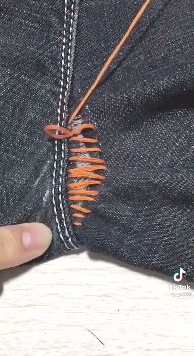 simpleng paraan para ayusin ang pantalon na may butas