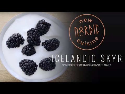Video: How To Make Icelandic Lingonberry Cheesecake?