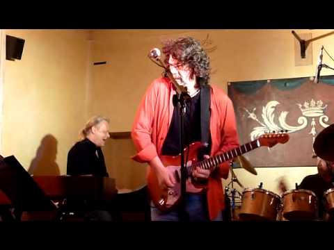 Wheels Of Fire - Still Got The Blues : Moat House,...