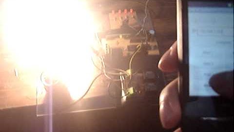 iluminação wireless , acendendo lampada pelo celular