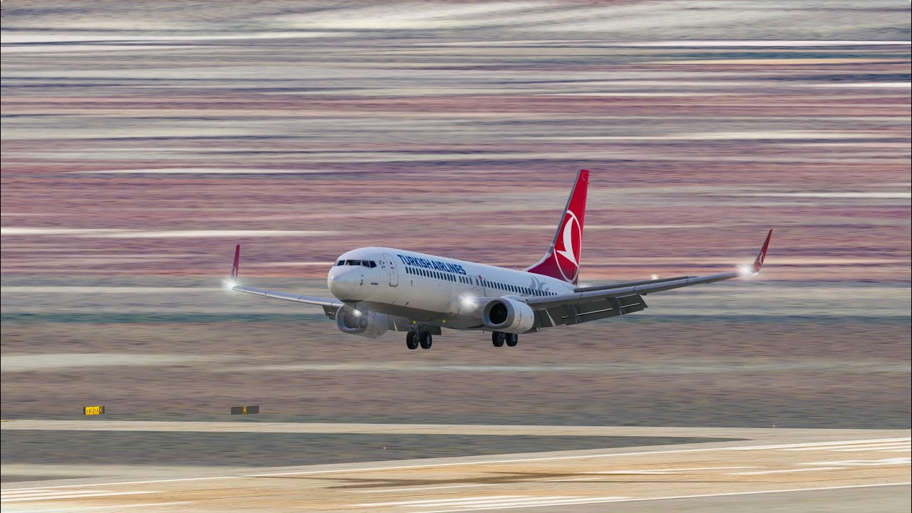 Turkish Airlines B737-800 Landing on Istanbul International
