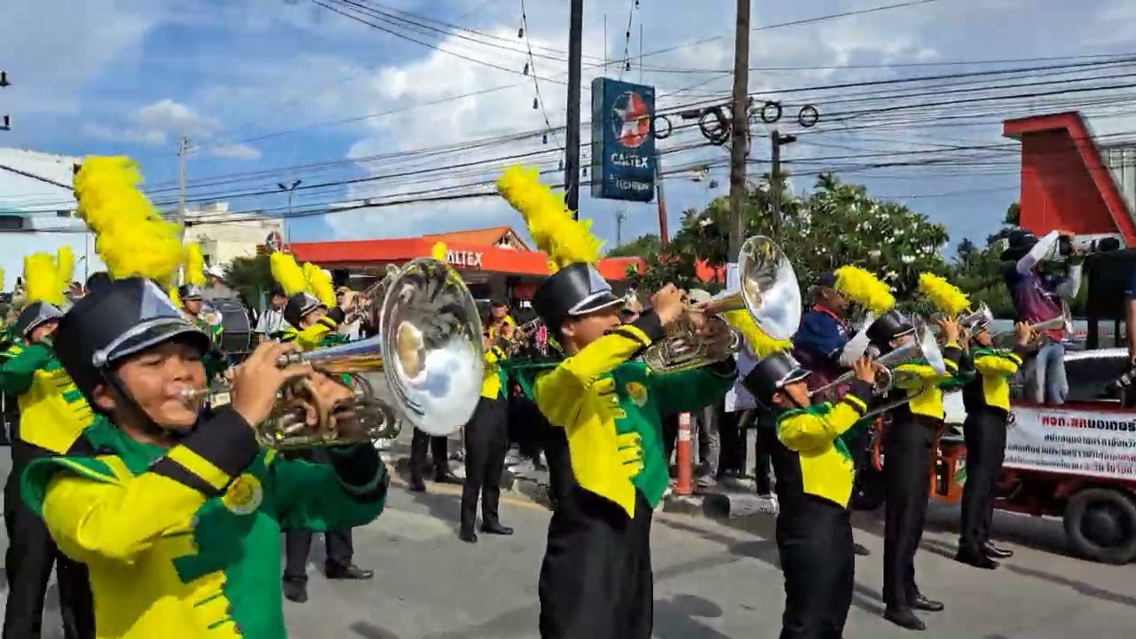 วงโยธวาทิตโรงเรียนพัทลุง งานกีฬา กรีฑาจังหวัดพัทลุง 2567 ออกตัว+โชว์สี่แยกช่องโก