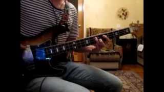 BEASTIE BOYS - Suco De Tangerina (Bass Cover)