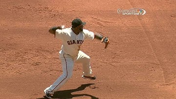 CHC@SF: Panda dives, fires to first for the out