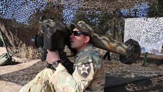 Proper procedures operating FGM-148 Javelin Anti-Tank Weapon Proper procedures operating FGM-148 Javelin Anti-Tank Weapon