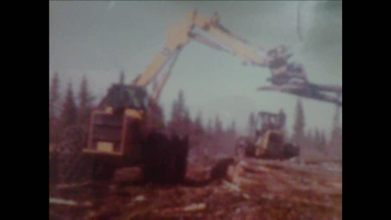 john deere's first harvester 743 in 1979