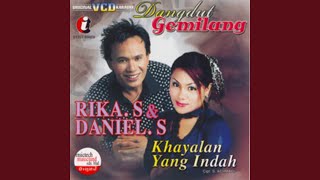 Khayalan Yang Indah