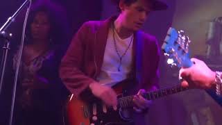 John Mayer Plays An Incredible Blues SOLO