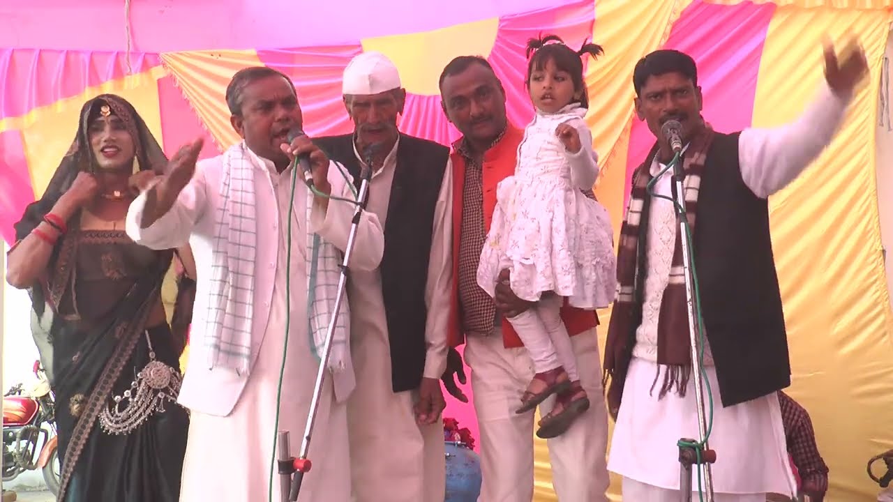 सुधीर डीलर ने सुनाई होली इस होली में दुनिया में मचा कर रख दिया धमाल कालीचरण के भजनों में 