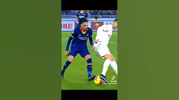 حضلي الناس و انا اسمع انا عايز الكل يتجمع حالات واتس 