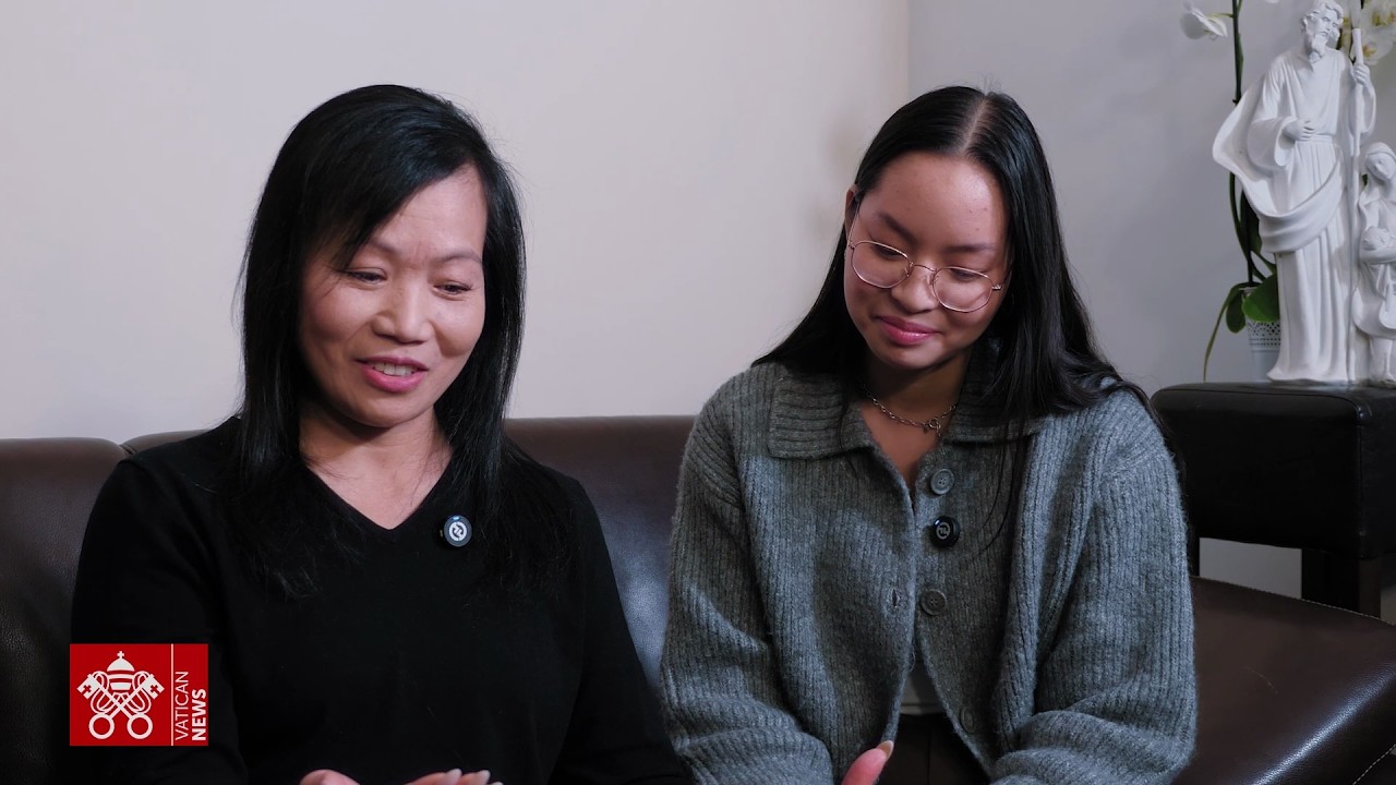 Năm Thánh - Năm Hồng Ân #66: Chị Huyền Chi và Theresia Vũ Ánh Quỳnh, Frankfurt, Đức