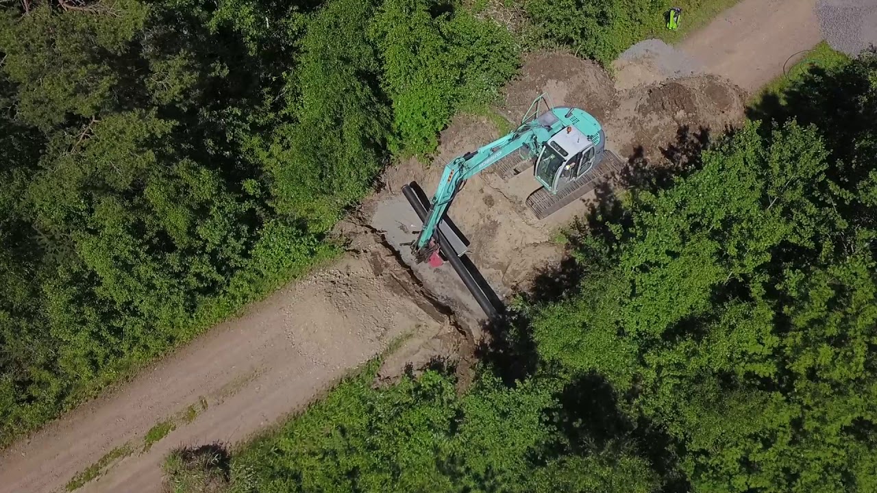 Tierummun vaihto - Renewing culvert pipe