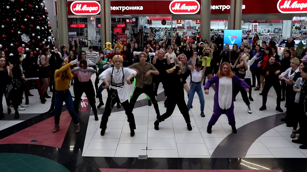 Random Dance - K-pop In public (StaRing Entertainment) - YouTube