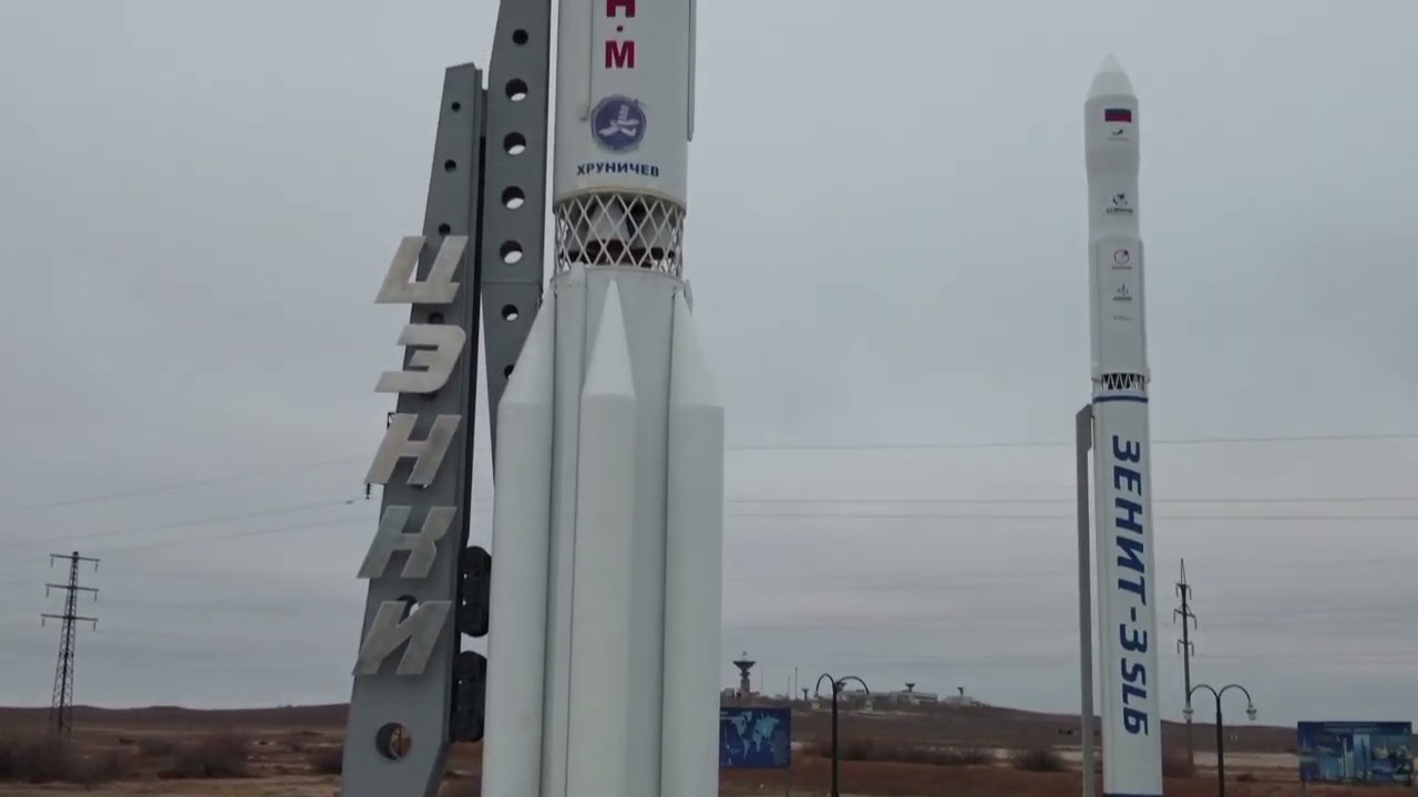 Байконур.                          Старт ракеты "Союз -29".