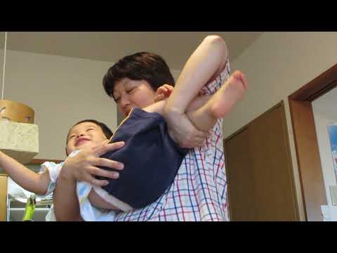 うたちゃんママ抱っこして♪2017/07/20MVI 7309