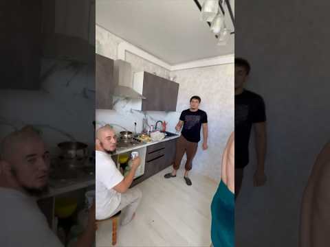 Не верьте экрану красивым сторисам в инсте😹😹😹 на самом деле всё именно так