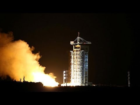 Video: Quale paese ha lanciato il primo satellite artificiale al mondo?