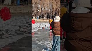 Northeast Bald Guy Dos Splits While Curling #IceSports #TrendingTopic