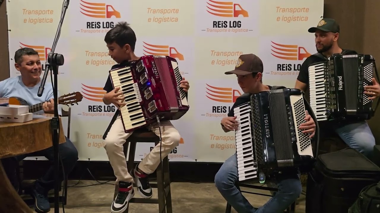 NOVA GERAÇÃO VEM COM TUDO! Arthurzinho e Eduardo na sanfona com Marcelo Voninho, Batalha, Reis, etc.