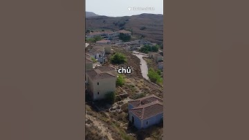 “Biệt thự 20 tỷ bỏ hoang thành bãi cỏ dại giữa thủ đô”