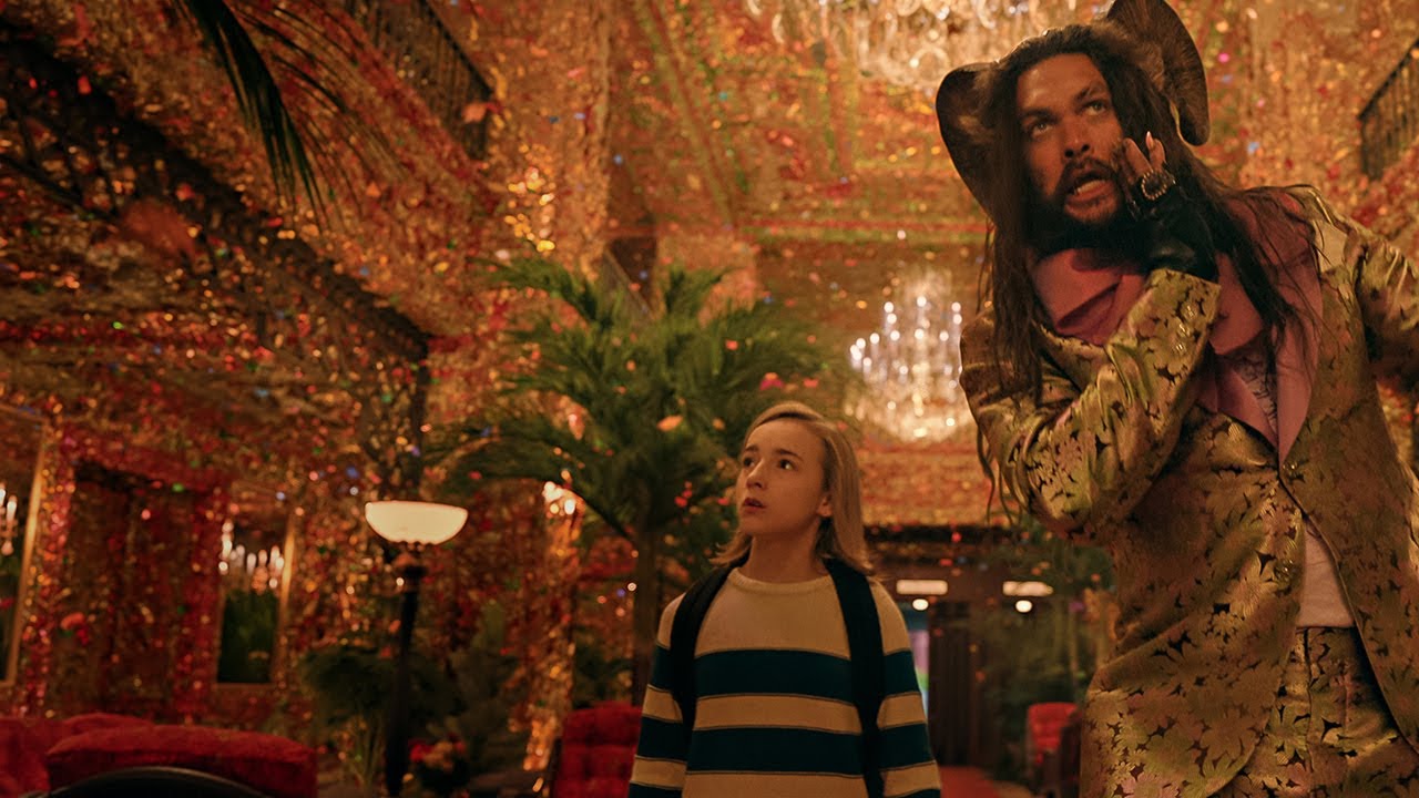 Slumberland | Netflix - Joined by a larger-than-life outlaw, a daring young orphan journeys through a land of dreams to find a precious pearl that will grant her greatest wish. Novembe