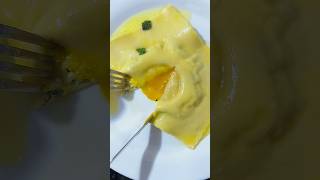 Isso aqui é puro sabor… olha essa gema.