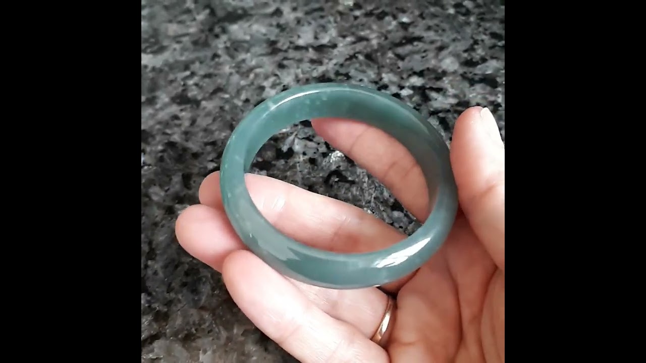 Video #3 53mm - Blue Guatemala jadeite bangle