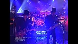 serj_tankian-empty_walls_(live_at_carson_daly_29-05-08)mkv