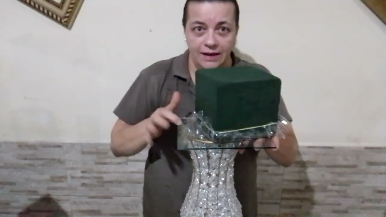 Qual o tamanho correto de  espuma floral usar em seu arranjo e dicas