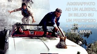 Aggrappato Ad Un Albero, In Bilico Su Un Precipizio A Strapiombo Sul Mare Commedia In Italiano
