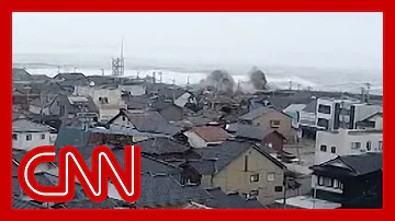 See massive waves after earthquake hits Japan