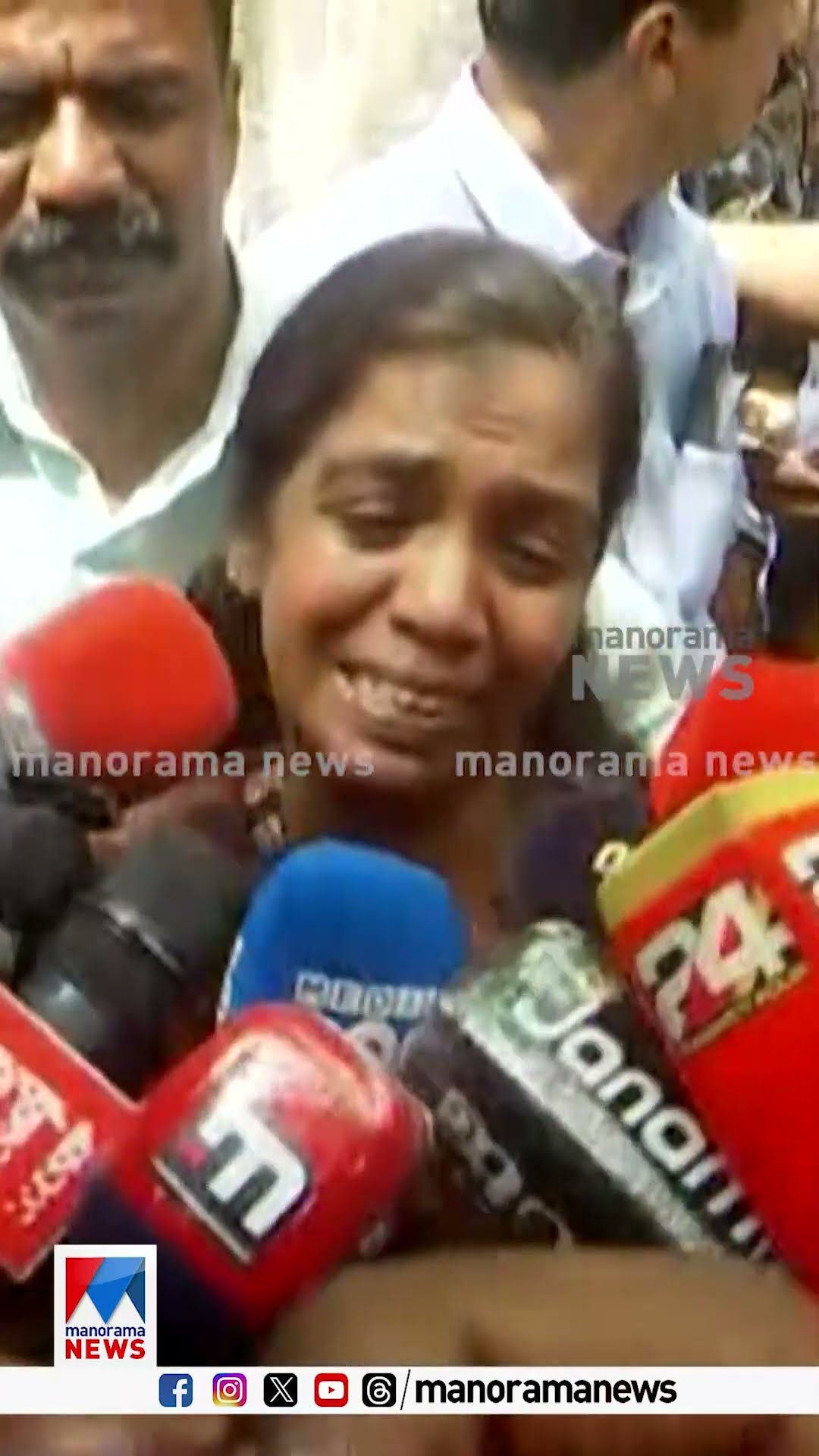 'എന്‍റെ മോന്‍റെ നിലവിളി ദൈവം കേട്ടു..'; വിധികേട്ട് പൊട്ടിക്കരഞ്ഞ് ഷാരോണിന്‍റെ അമ്മ|Sharon