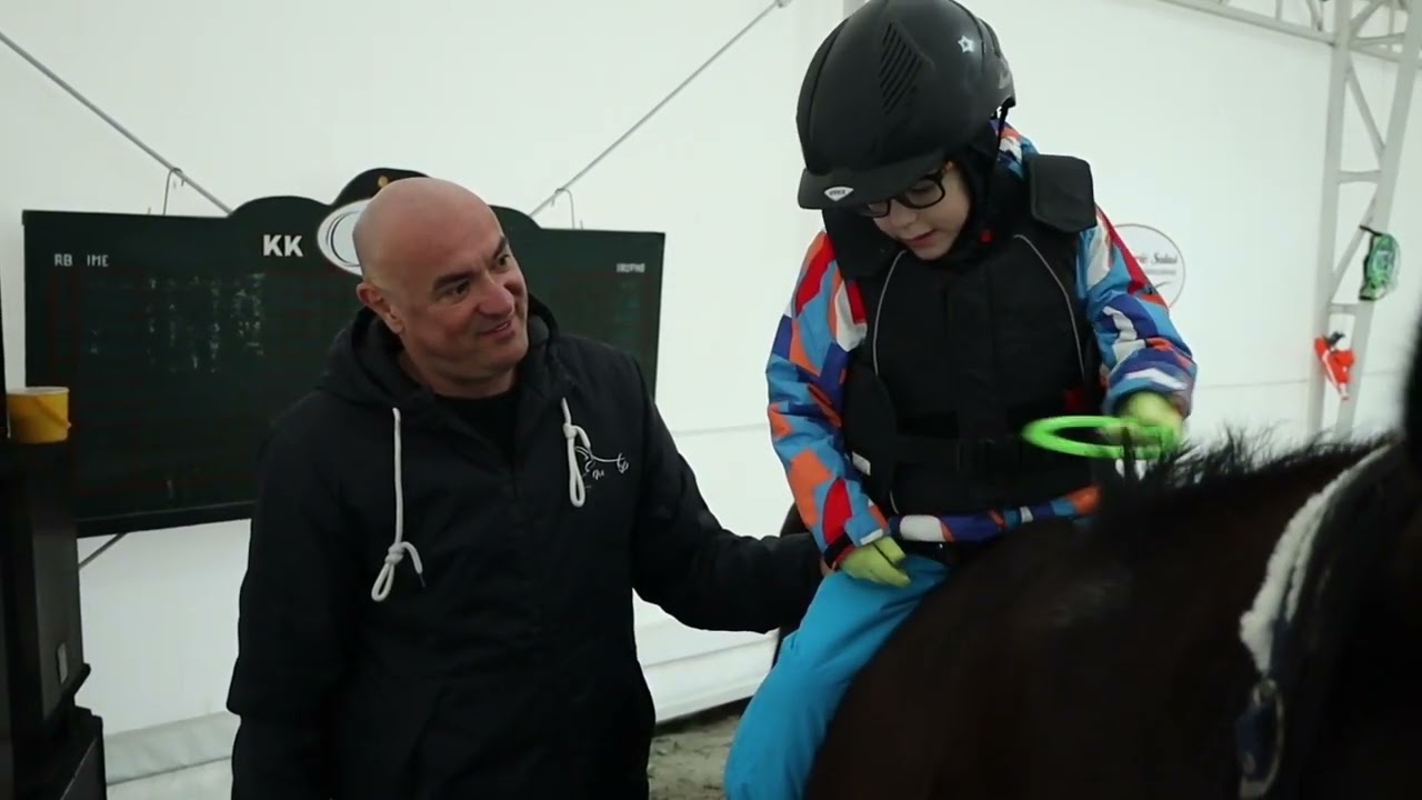 Terapijsko jahanje konja za decu sa hendikepom