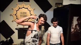 Download lagu Pure Negga X Chusterfield - Dejemos la Pena (KionStudio Accoustic)