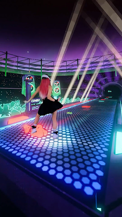 SMART LE SSERAFIM - kpop dance in VR #dancedash