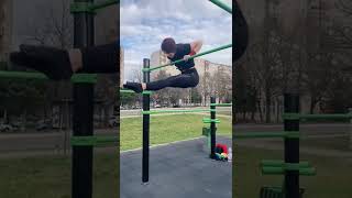 Rate this muscle up And Beauty 1-100 #streetworkout #calisthenics #muscleup #slowmuscleup #shorts