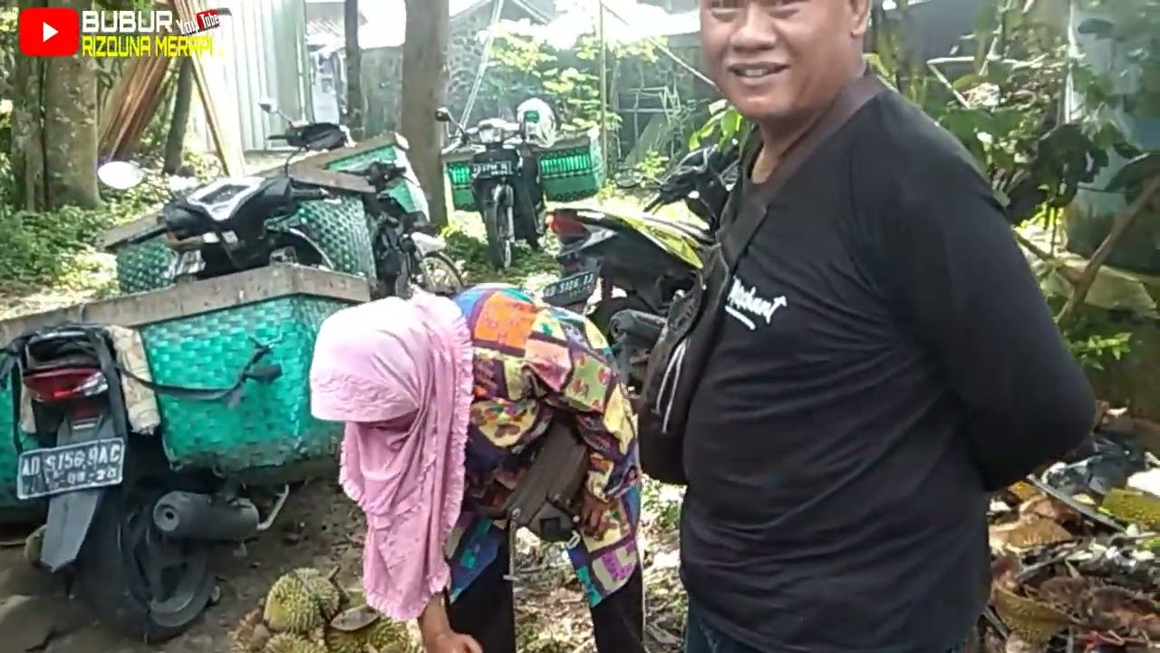 musim durian telah tiba di pasar kembang Klaten