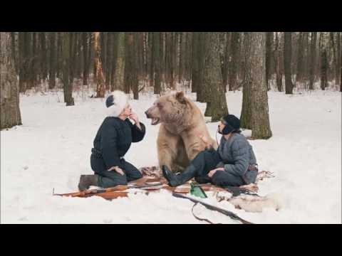 Детская песня по-взрослому ("Если с другом вышел в путь")