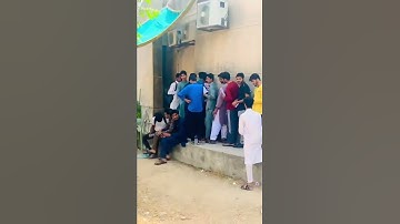 University ki fee Submit Karwata Huwa | UOG Students