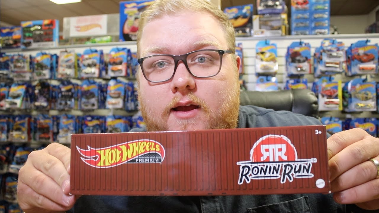 Hot Wheels Ronin Run 5 Car Set Container Unboxing!