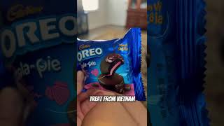 Cadbury Oreo Socola Pie Chocolate And Strawberry