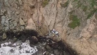 2 children, 2 adults pulled alive from car after Devil's Slide plunge